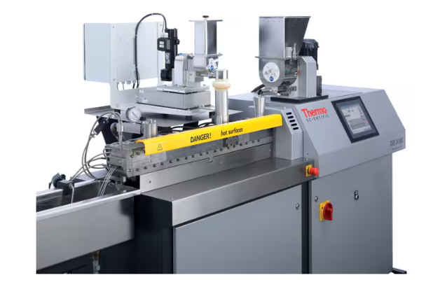 Extrudeuse double vis TSE 24 MC